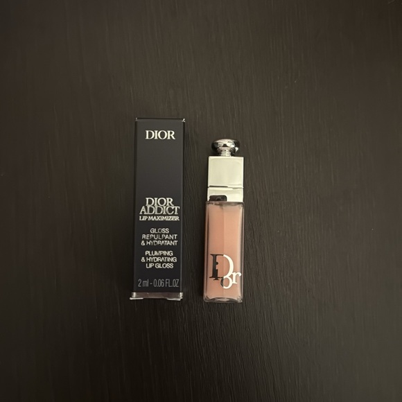 Dior Pink and White Cosmetic Bag with mini Dior lip maximizer. - Picture 2 of 9